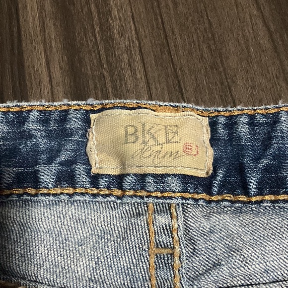 BKE size 28x31.5 - Picture 4 of 7